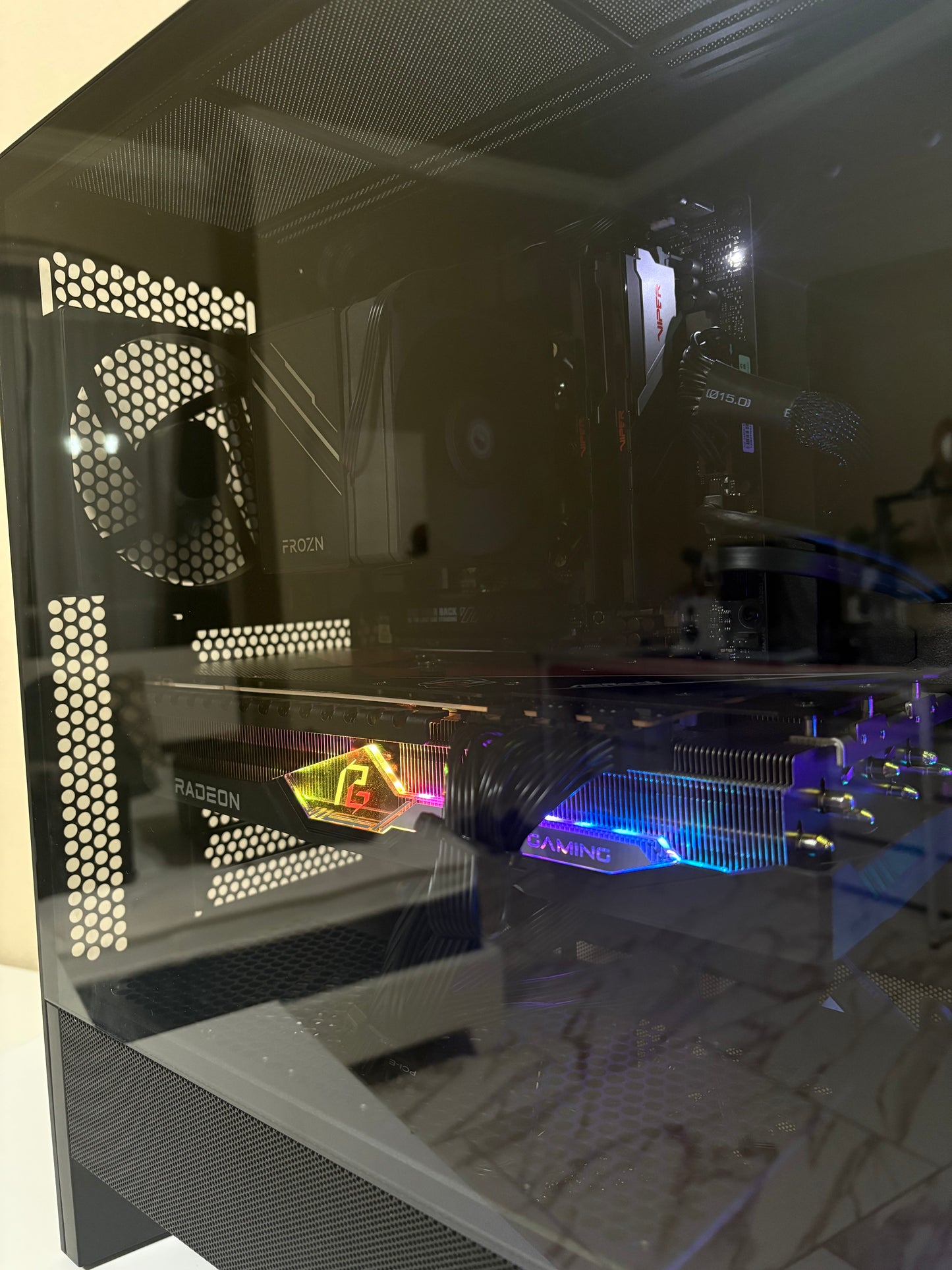 NIGHT AND DAY PC 4K